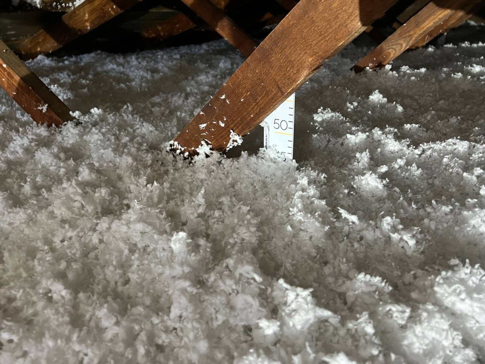 Isolation des combles perdues en laine minérale