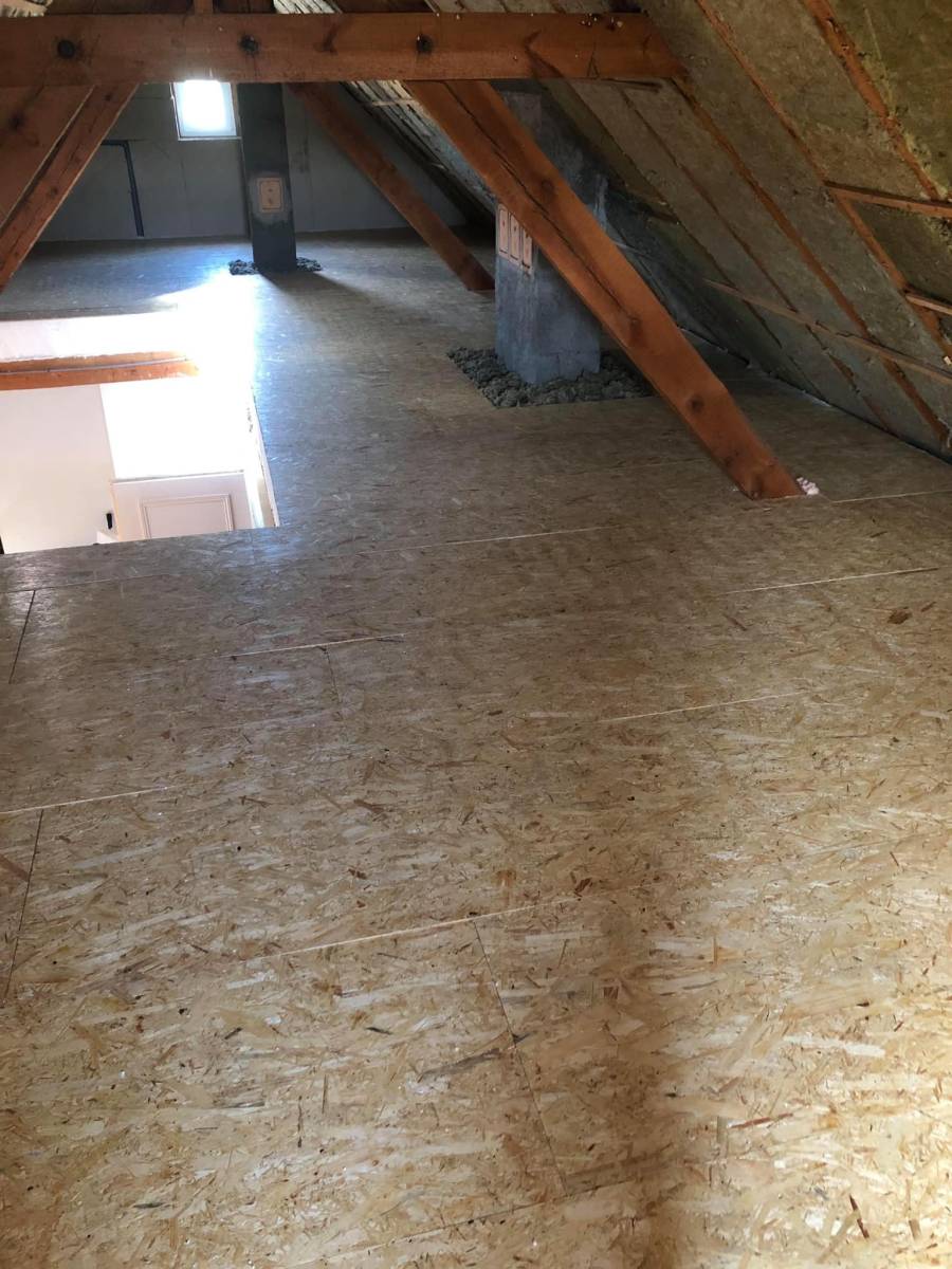 Isolation des combles perdues et pose d'un plancher intégré