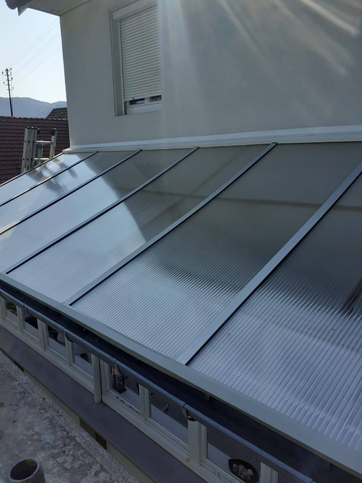 Remplacement de couverture plaque translucide