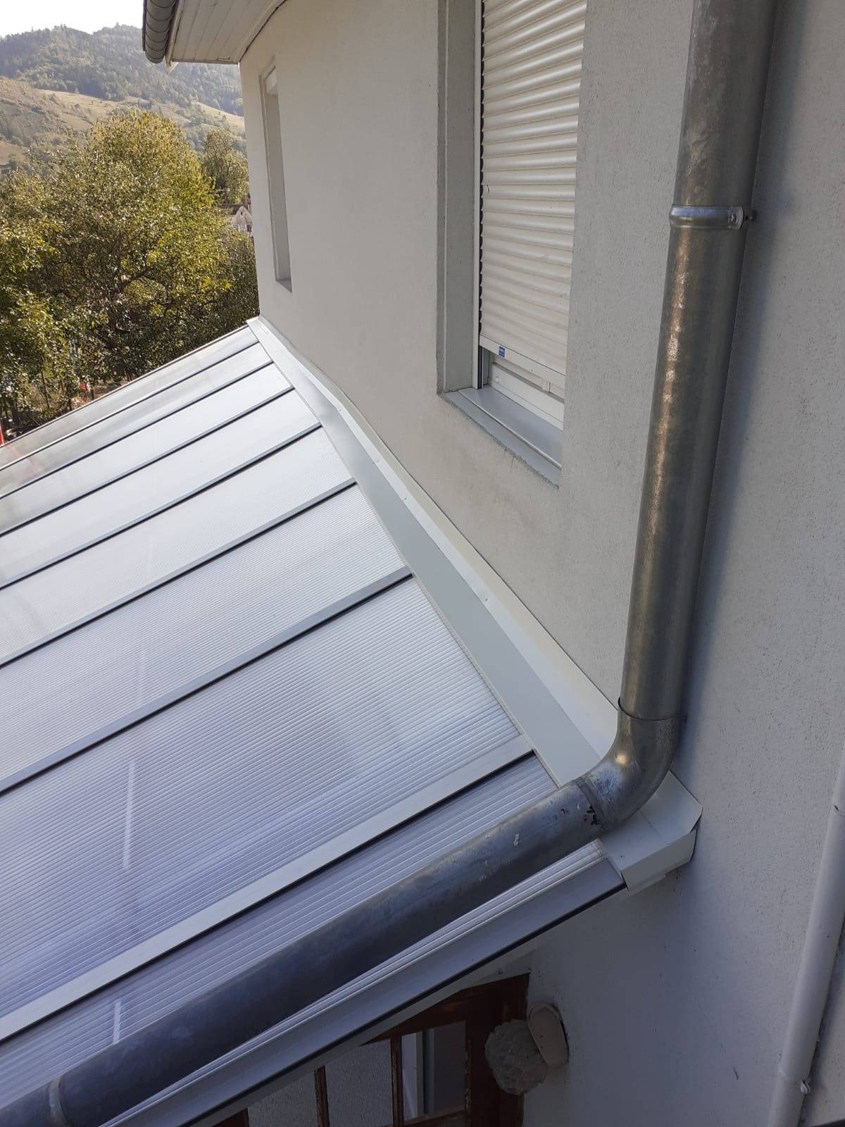 Remplacement de couverture plaque translucide