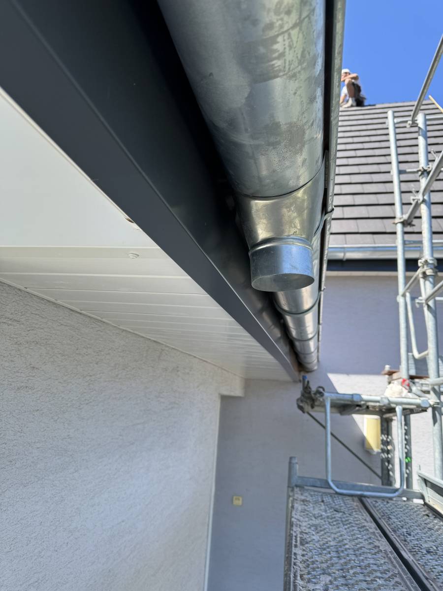 Remplacement de gouttières en zinc